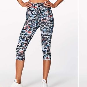 Lululemon | size 4 | break free crop leggings